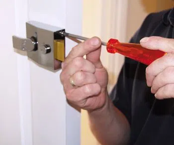 Super Locksmith Services Tacoma, WA 253-733-5812 Super Locksmith Services Tacoma, WA 253-733-5812 - 29-1